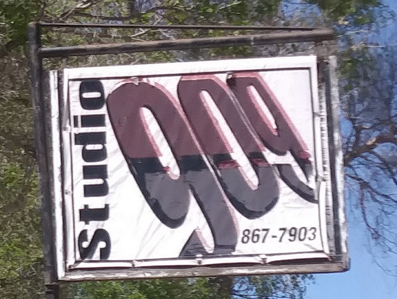 Studio 909, beauty salon in Fort Morgan, CO, photo 2 of 2